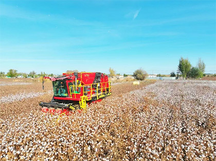 BG大游集团智能农机跨五省展机采棉 助力棉花产业提质增效